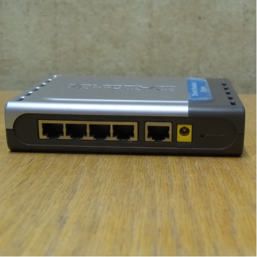 DLink DI604 Cable DSL 4 Port Switch Broadband Router Allsold.ca